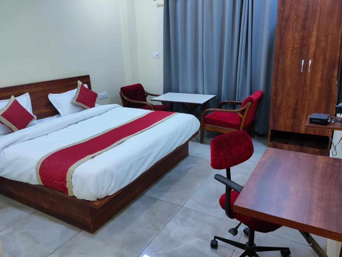 Hotel Manorama Inn Lucknow Exterior foto